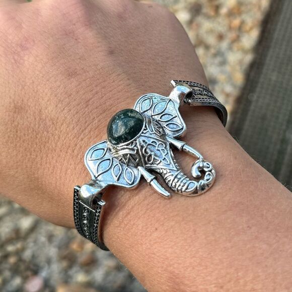 Tibet Style Elephant Bracelet Silver Tone 8.5in Boho Hippie - Picture 2 of 8